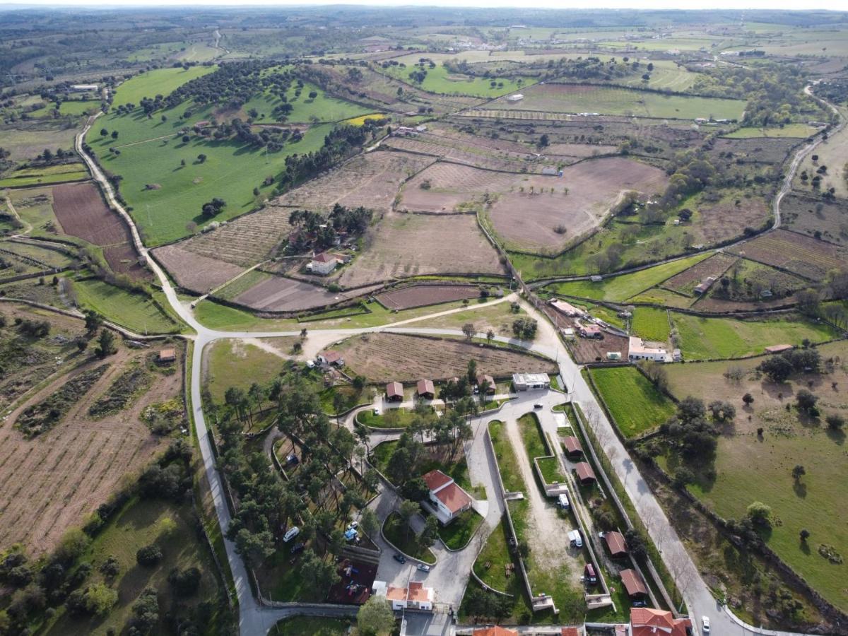 Douro Camping มีรันดา โด โดว์โร ภายนอก รูปภาพ