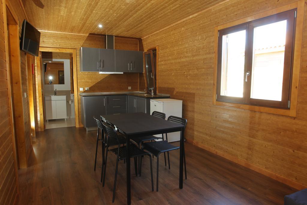 Douro Camping มีรันดา โด โดว์โร ภายนอก รูปภาพ
