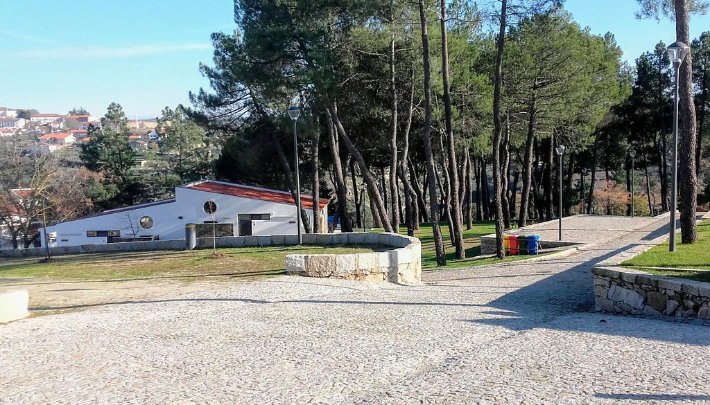 Douro Camping มีรันดา โด โดว์โร ภายนอก รูปภาพ