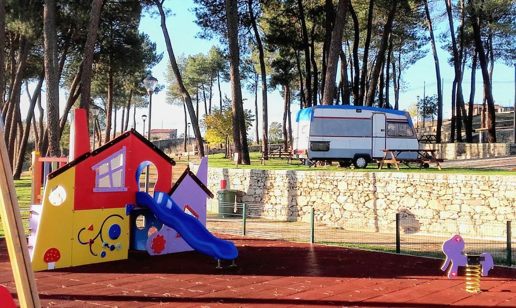 Douro Camping มีรันดา โด โดว์โร ภายนอก รูปภาพ