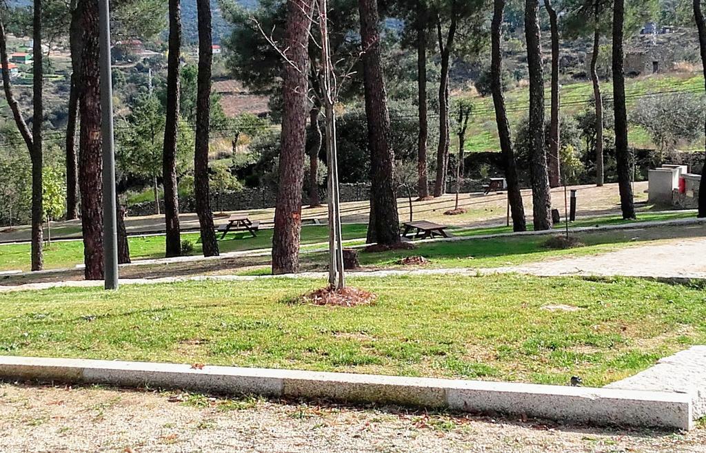 Douro Camping มีรันดา โด โดว์โร ภายนอก รูปภาพ