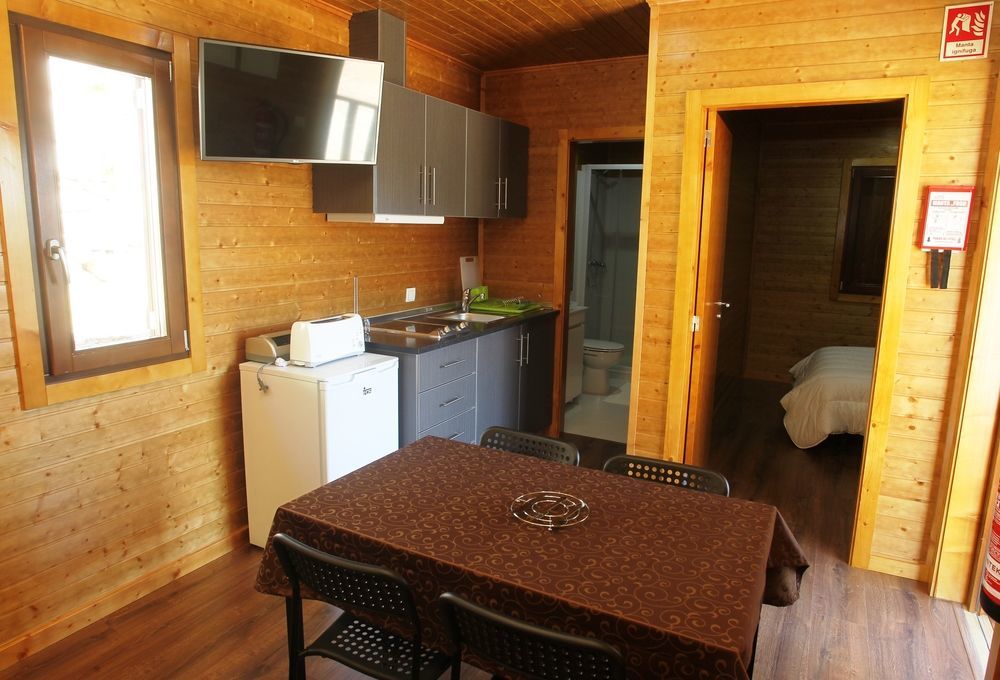 Douro Camping มีรันดา โด โดว์โร ภายนอก รูปภาพ