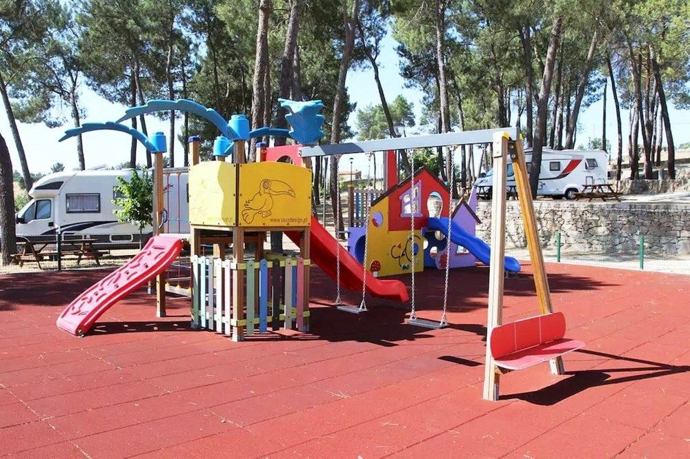 Douro Camping มีรันดา โด โดว์โร ภายนอก รูปภาพ